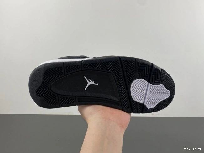 Thunder Air FQ8213-001 Retro Jordan White 4 0628